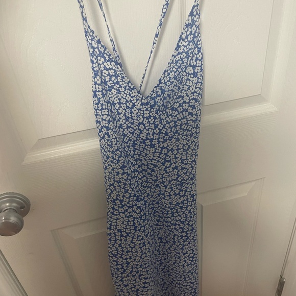 Criss-Cross Backless Split Cami Dress - Picture 4 of 4